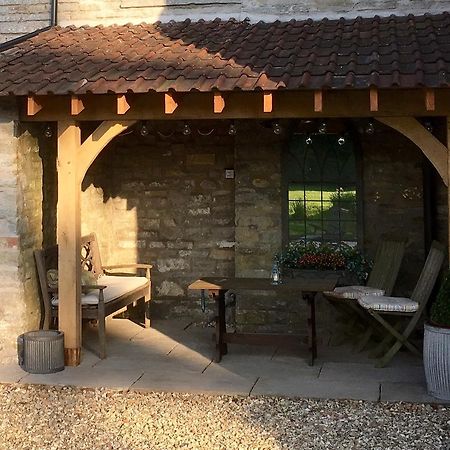 לינה וארוחת בוקר East Pennard Huxham Farmhouse מראה חיצוני תמונה