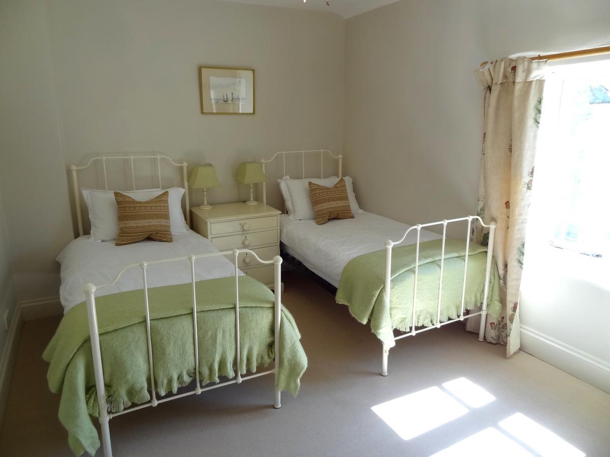 לינה וארוחת בוקר East Pennard Huxham Farmhouse מראה חיצוני תמונה