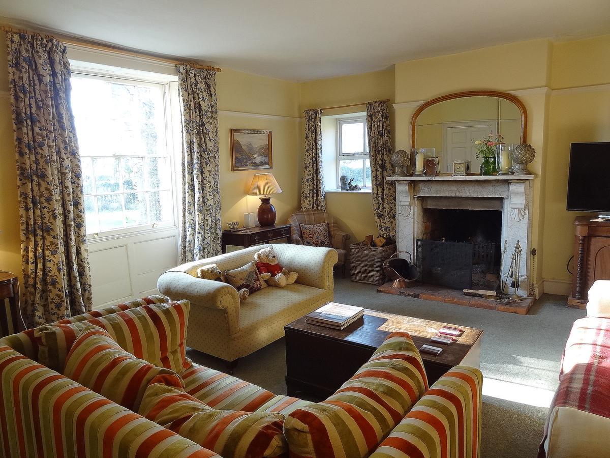 לינה וארוחת בוקר East Pennard Huxham Farmhouse מראה חיצוני תמונה